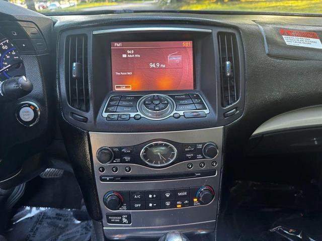 Photo of 2012 Black INFINITI G37x