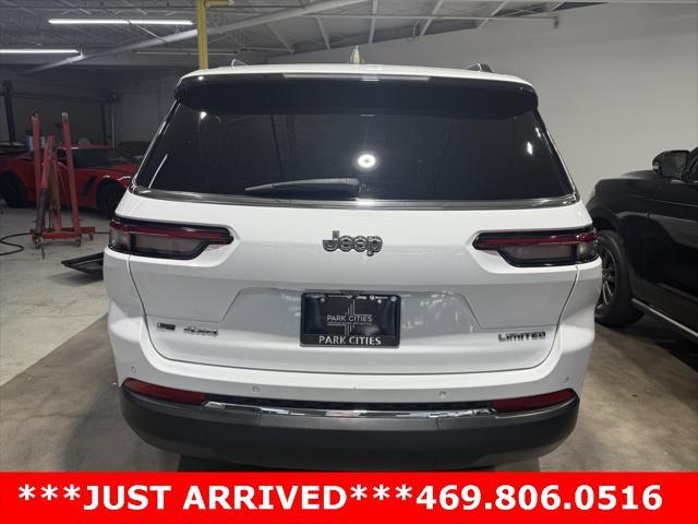 Photo of 2021 Bright White Clearcoat Jeep Grand Cherokee L