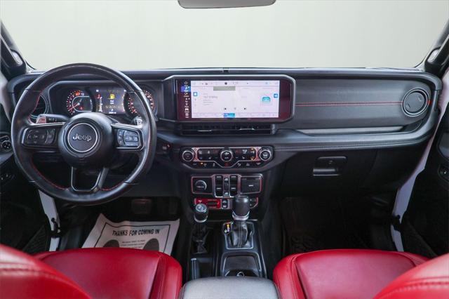 Photo of 2024 Bright White Clearcoat Jeep Wrangler