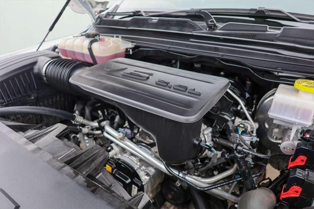 Photo of 2024 Bright White Clearcoat RAM 1500