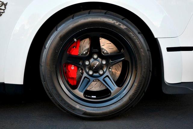 Photo of 2018 White Knuckle Clearcoat Dodge Challenger