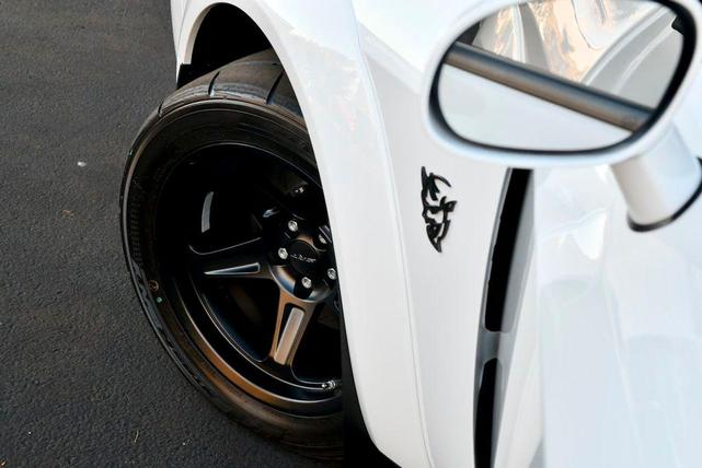 Photo of 2018 White Knuckle Clearcoat Dodge Challenger