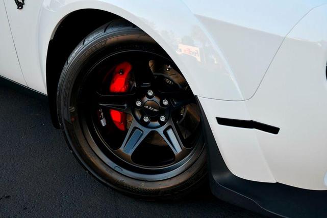 Photo of 2018 White Knuckle Clearcoat Dodge Challenger