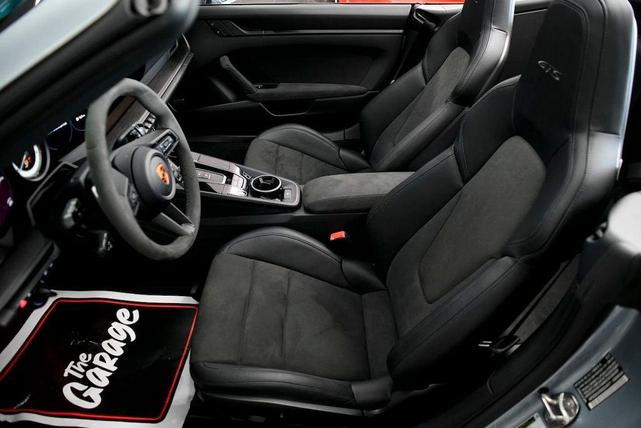 Photo of 2022 Dolomite Silver Metallic Porsche 911