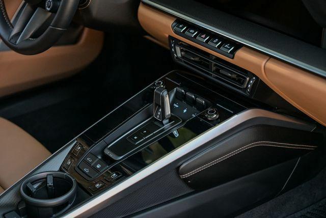 Photo of 2022 Jet Black Metallic Porsche 911