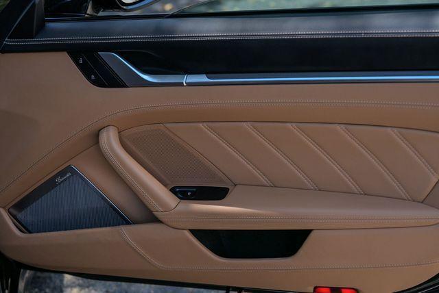 Photo of 2022 Jet Black Metallic Porsche 911
