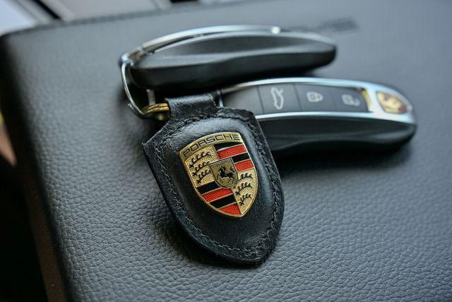 Photo of 2022 Jet Black Metallic Porsche 911