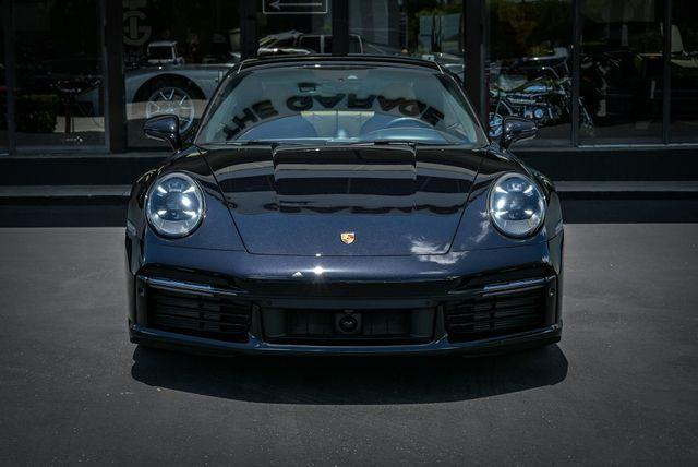 Photo of 2022 Jet Black Metallic Porsche 911