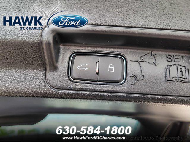 Photo of 2022 Burgundy Velvet Tinted Clearcoat Ford Explorer