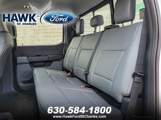Photo of 2025 Oxford White Ford F-250