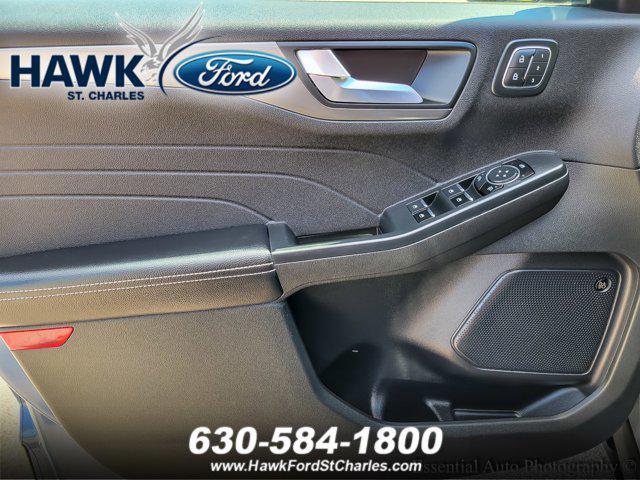 Photo of 2023 Vapor Blue Metallic Ford Escape