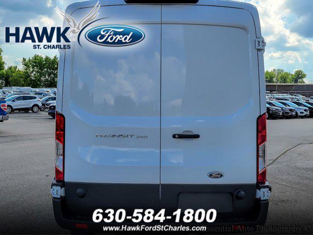 Photo of 2025 Oxford White Ford Transit-250