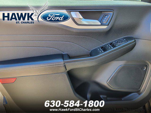 Photo of 2022 Carbonized Gray Metallic Ford Escape