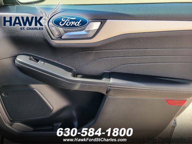 Photo of 2022 Carbonized Gray Metallic Ford Escape