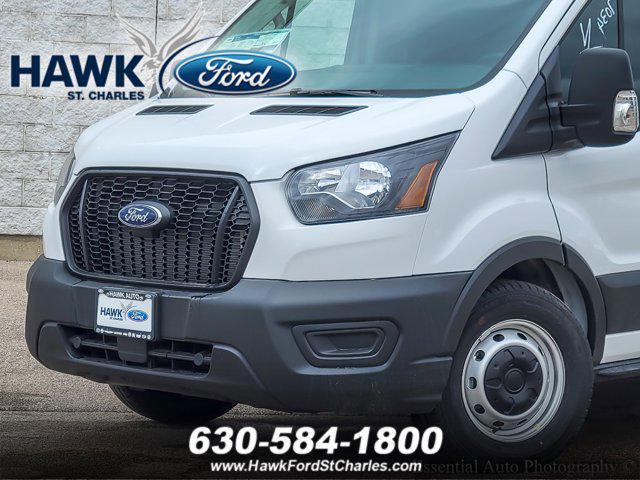 Photo of 2025 Oxford White Ford Transit-150