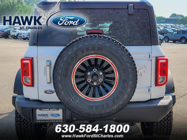 Photo of 2025 Oxford White Ford Bronco