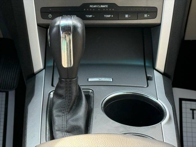 Photo of 2014 Ingot Silver Metallic Ford Explorer