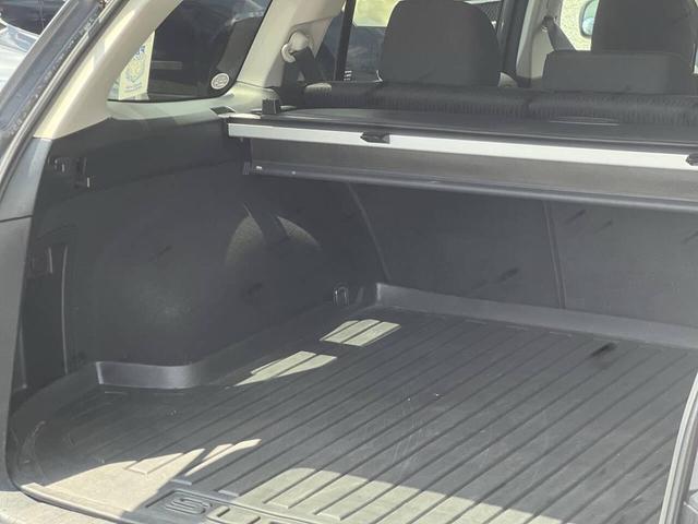 Photo of 2012 Graphite Grey Metallic Subaru Outback