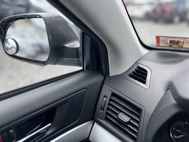 Photo of 2012 Graphite Grey Metallic Subaru Outback