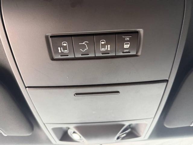 Photo of 2016 Billet Silver Metallic Clearcoat Dodge Grand Caravan