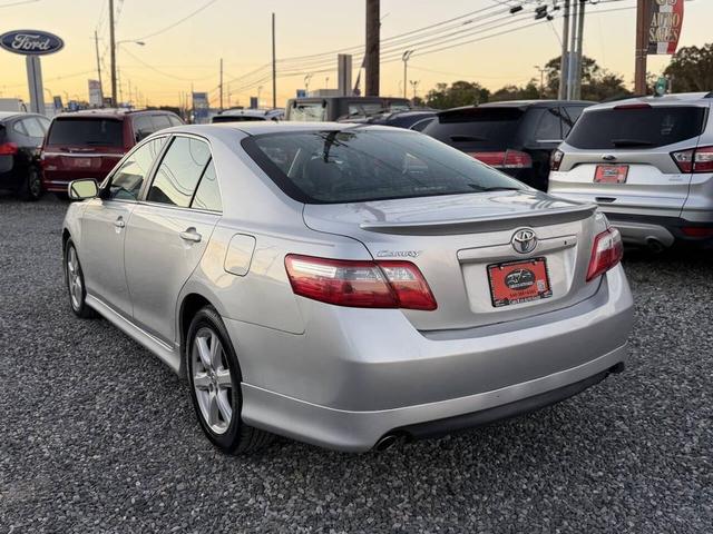 Photo of 2009 Classic Silver Metallic Toyota Camry