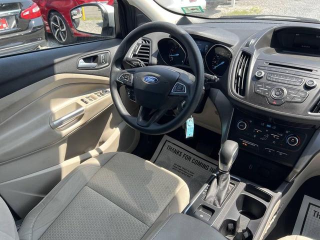 Photo of 2018 Ingot Silver Metallic Ford Escape