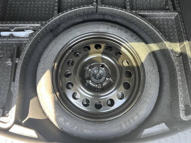 Photo of 2018 Ingot Silver Metallic Ford Escape