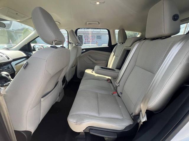 Photo of 2018 Ingot Silver Metallic Ford Escape