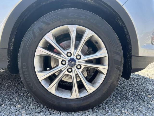 Photo of 2018 Ingot Silver Metallic Ford Escape