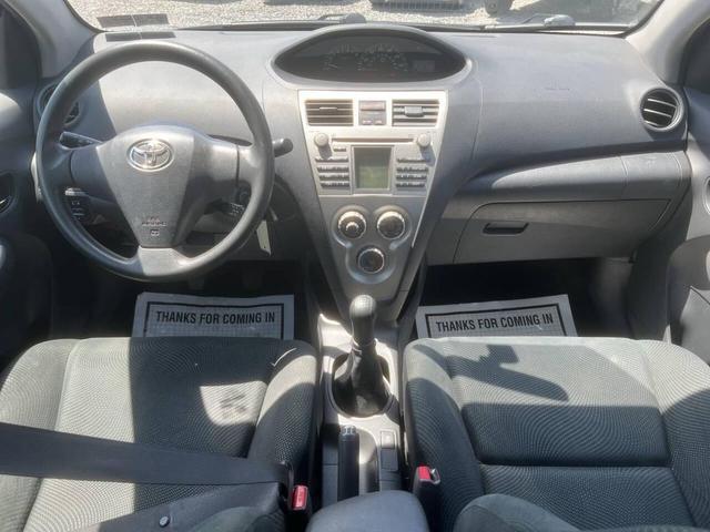 Photo of 2010 Black Sand Pearl Toyota Yaris