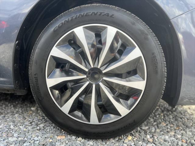 Photo of 2017 Carbide Gray Metallic Subaru Impreza