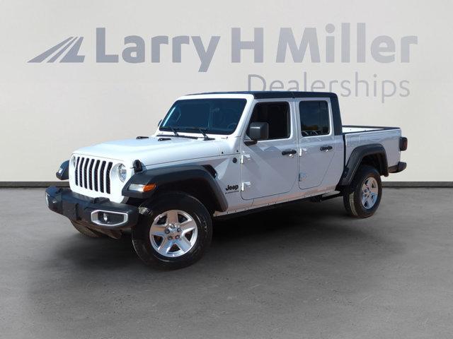2023 Jeep Gladiator