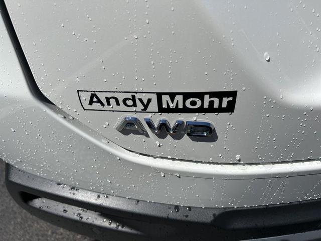 Photo of 2025 Platinum White Pearl Honda Pilot
