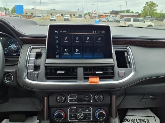 Photo of 2023 Black Chevrolet Suburban