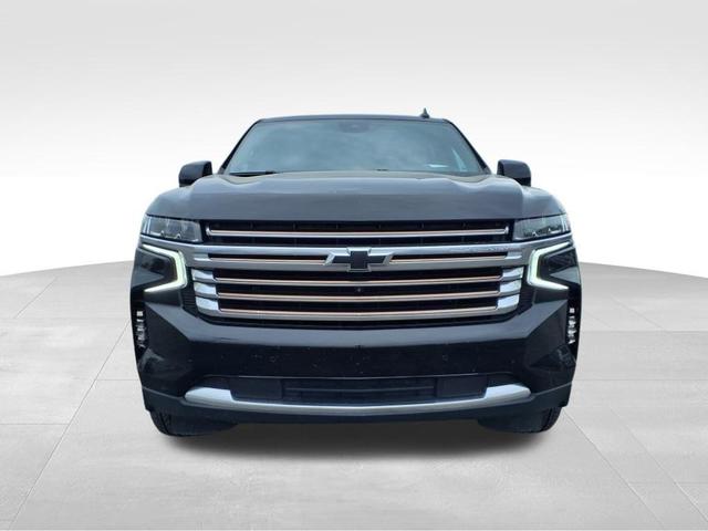 Photo of 2023 Black Chevrolet Suburban