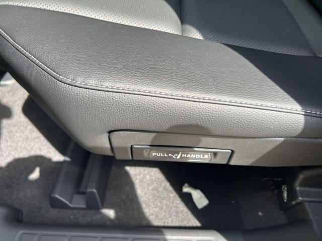 Photo of 2025 Platinum White Pearl Honda Ridgeline