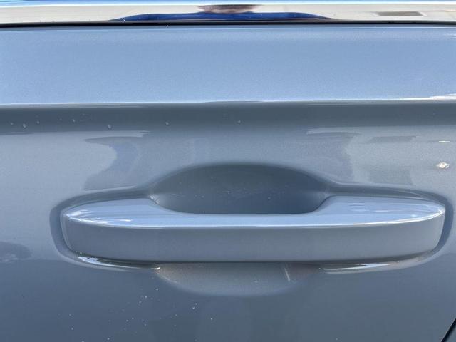 Photo of 2026 Urban Gray Pearl Honda CR-V