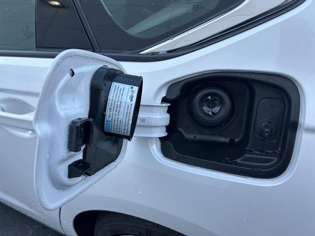 Photo of 2025 Platinum White Pearl Honda Accord Hybrid