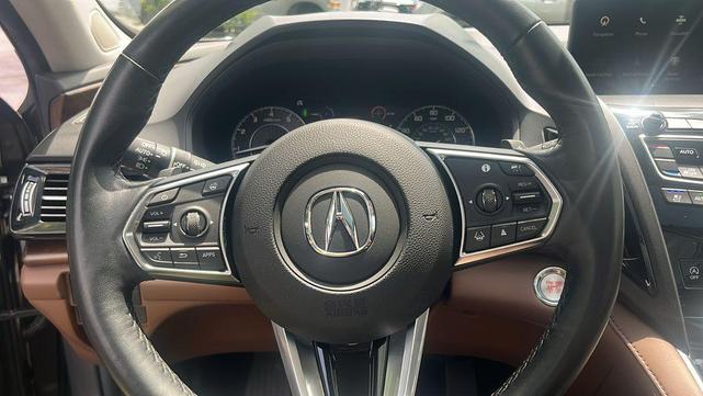 Photo of 2022 Liquid Carbon Metallic Acura RDX