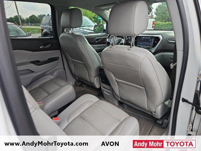 Photo of 2018 White Frost Tricoat GMC Acadia