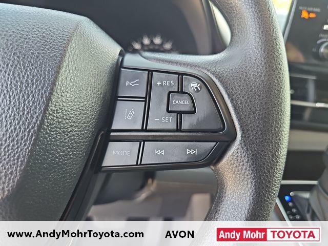 Photo of 2024 Midnight Black Metallic Toyota Sienna