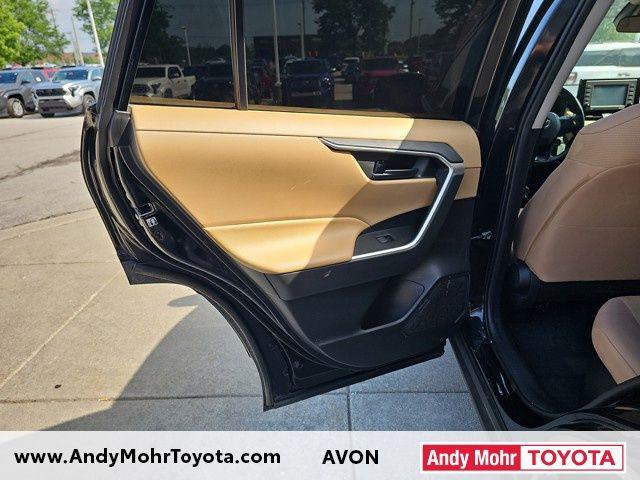 Photo of 2020 Midnight Black Metallic Toyota RAV4 Hybrid