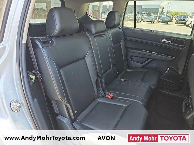 Photo of 2019 Reflex Silver Metallic Volkswagen Atlas