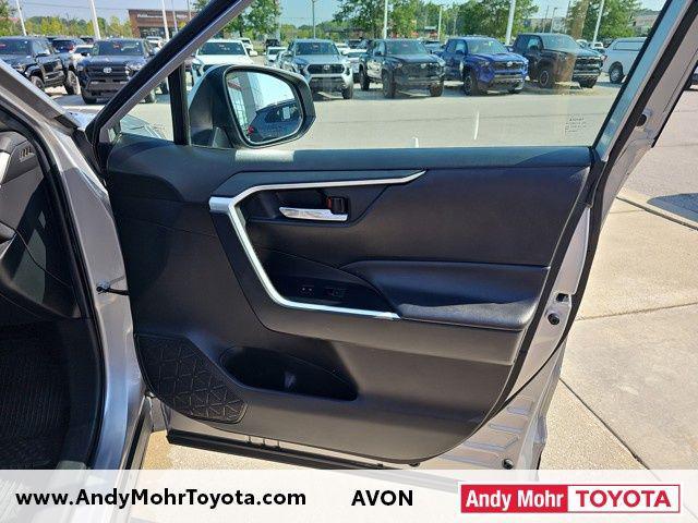 Photo of 2022 Silver Sky Toyota RAV4