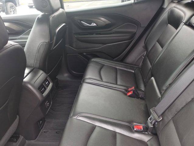 Photo of 2022 Summit White GMC Terrain
