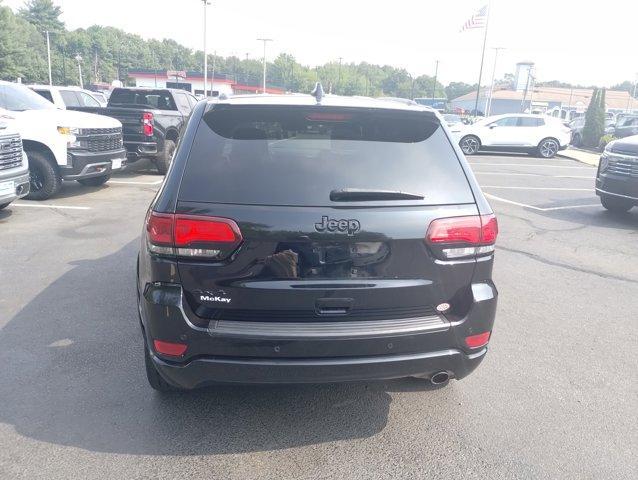 Photo of 2020 Diamond Black Jeep Grand Cherokee