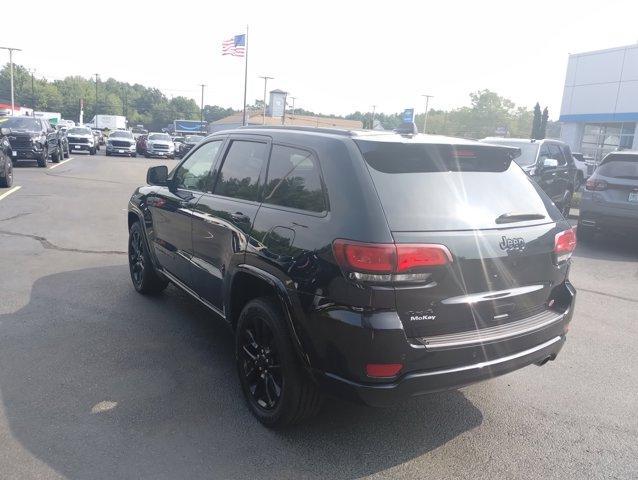 Photo of 2020 Diamond Black Jeep Grand Cherokee