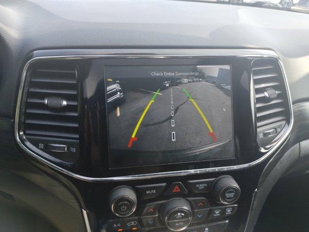 Photo of 2020 Diamond Black Jeep Grand Cherokee