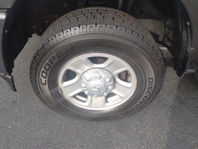 Photo of 2020 Granite Crystal Clearcoat Metallic RAM 3500