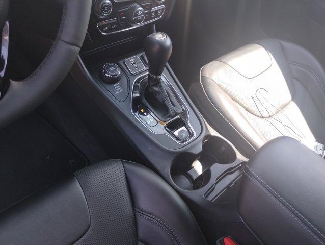 Photo of 2023 Bright White Clearcoat Jeep Cherokee